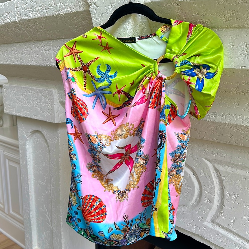 Sleeveless Tank Top